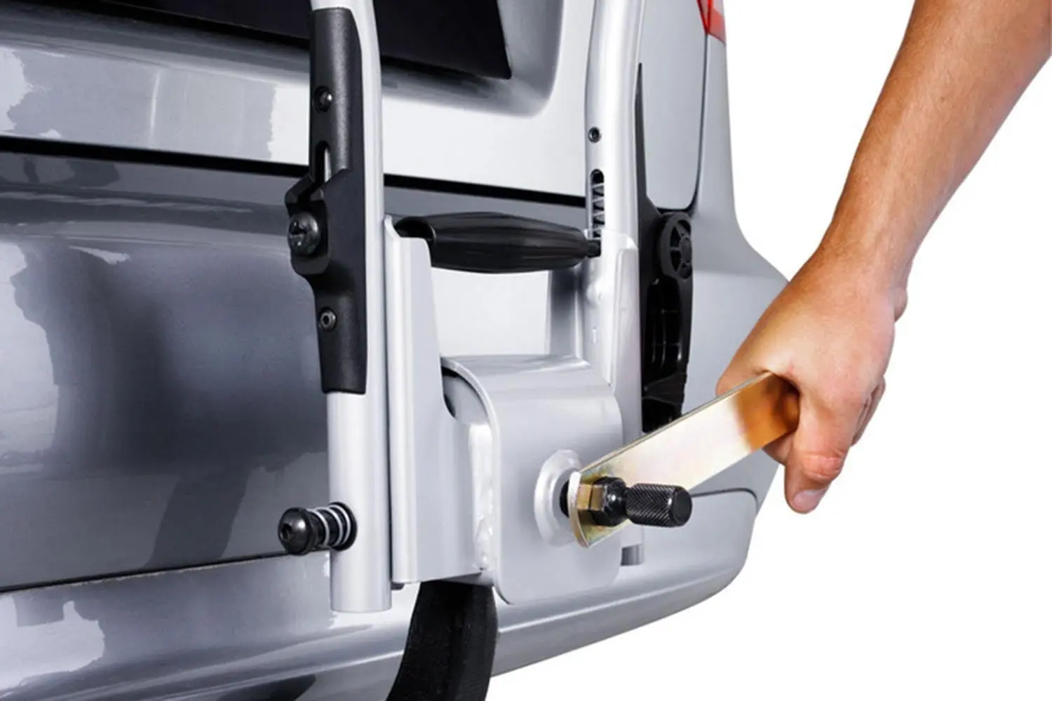 Suport biciclete Thule HangOn 972 cu prindere pe carligul de remorcare pentru 3 biciclete 4